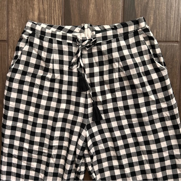 Majorelle Theo Cropped Pant in Picnic - Picture 5 of 7